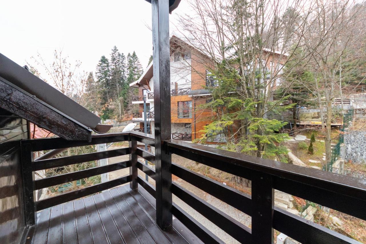 Pension Master Sinaia Exteriör bild